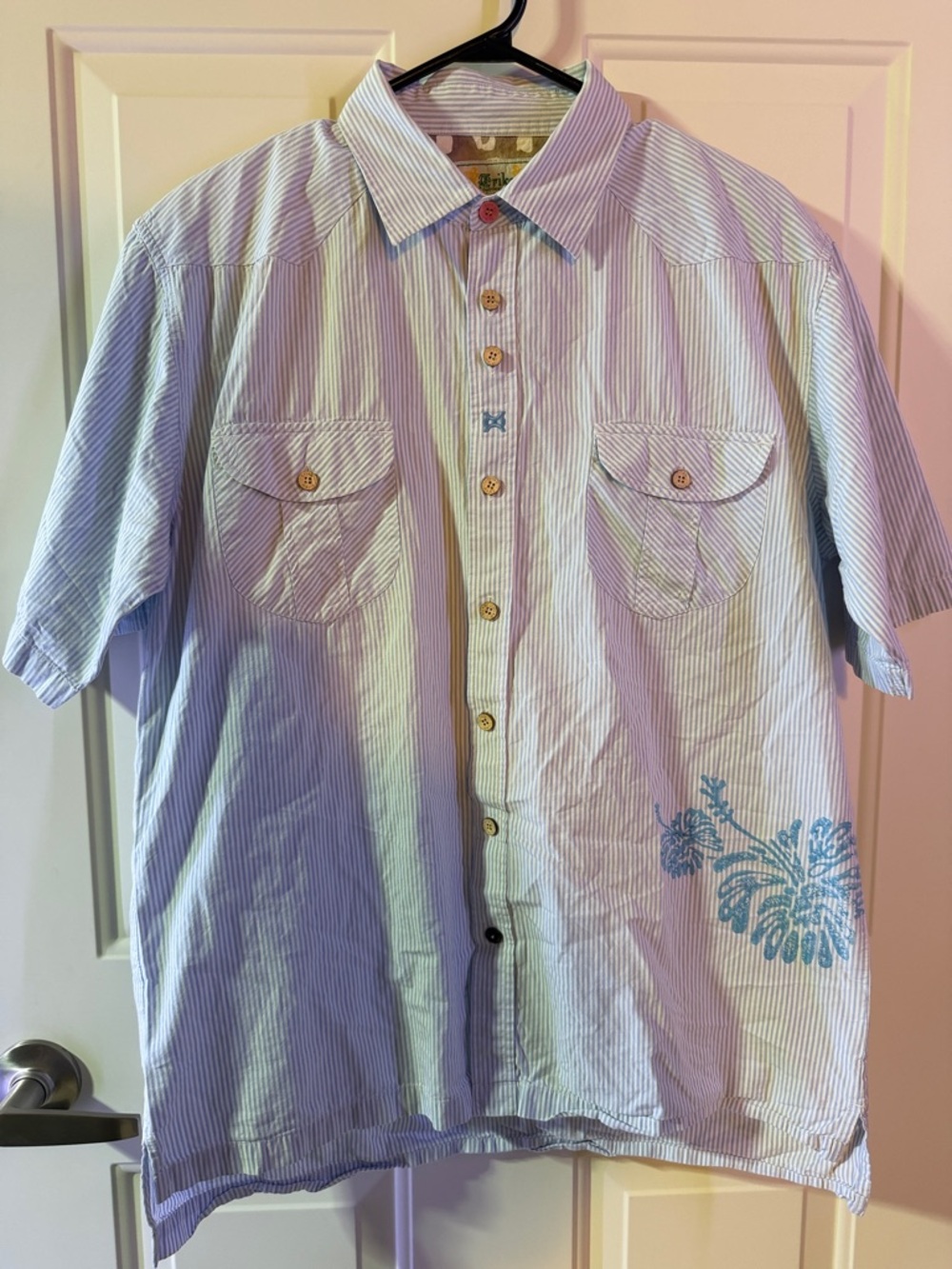 Triko Light Blue Striped Short-Sleeve Button-Up Shirt - large